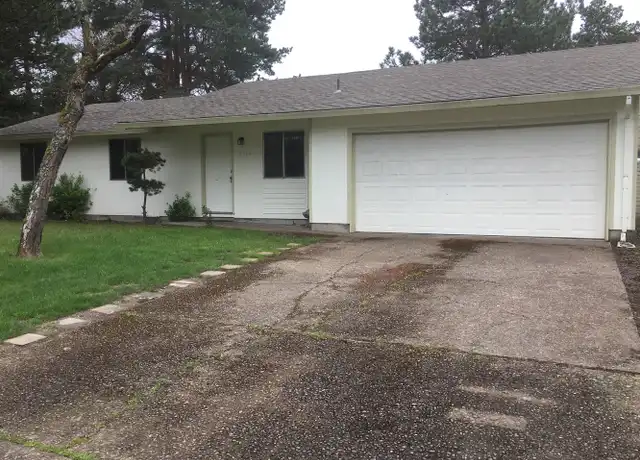 Property at 2364 NE Thomas St, Hillsboro, OR, 97124, 3 beds, 2 baths, [object Object]