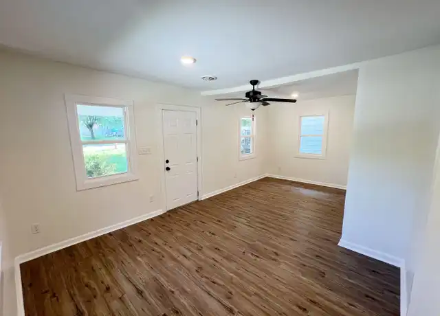 Property at 19 E 80th St, Kansas City, MO, 64114, 3 beds, 2 baths, [object Object]