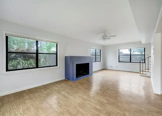 Property at 3309 Lawrence St Unit 2, Houston, TX, 77018, 2 beds, 1 bath, [object Object]
