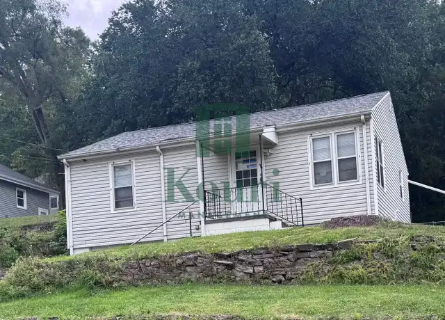Property at 1207 High St, Council Bluffs, IA, 51503, 2 beds, 1 bath, [object Object]
