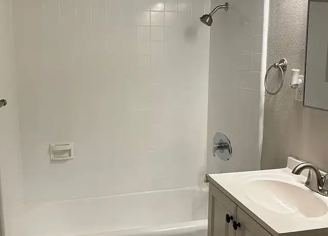 Photo of 7348 Neo St, Downey, CA 90241