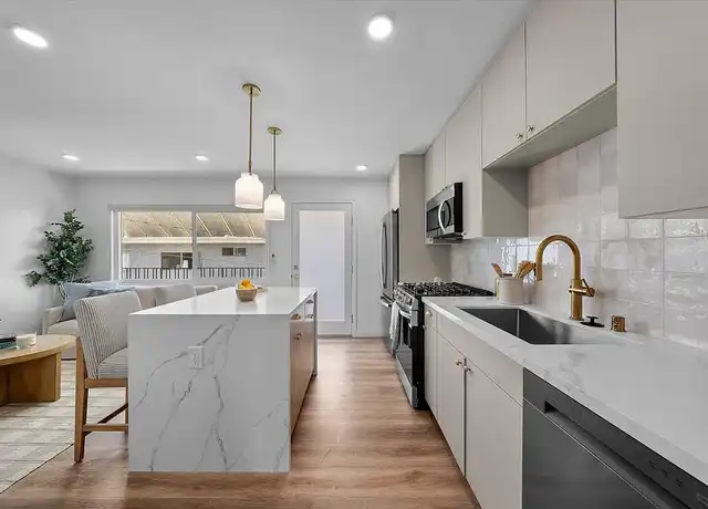 Property at 1803 PCH - 1803 Pacific Coast Hwy, Hermosa Beach, CA, 90254, 1 bed, 1 bath, [object Object]