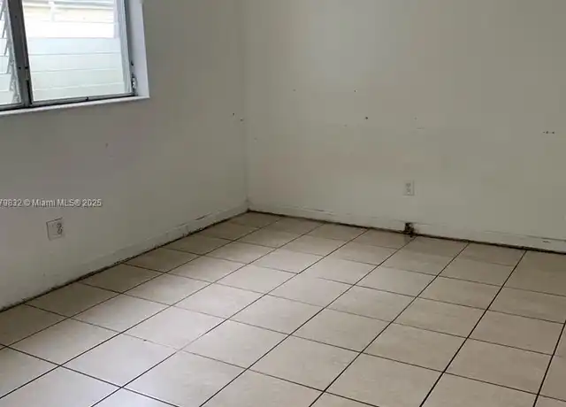 Property at 17051 NE 23rd Ave Unit 1H, North Miami Beach, FL, 33160, 1 bed, 1 bath, [object Object]