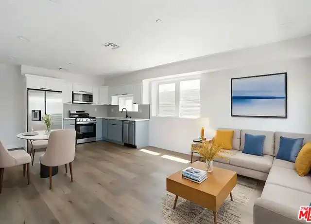 Property at 1726 Menlo Ave Unit 1/2, Los Angeles, CA, 90006, 4 beds, 4 baths, [object Object]
