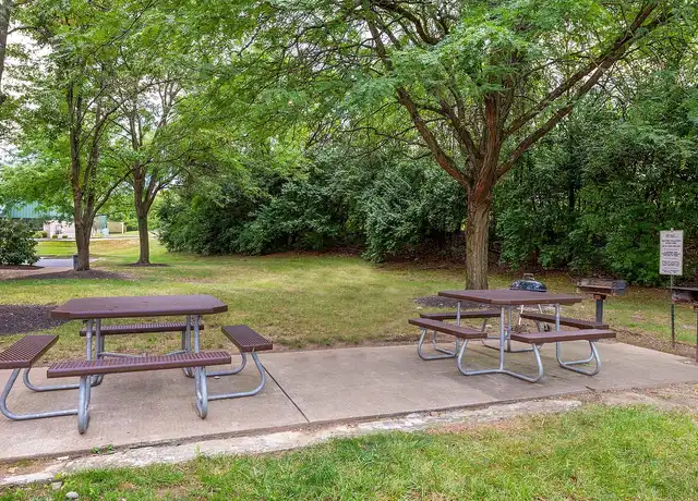 Property at Cincinnati - Fairfield - 9651 Seward Rd, Fairfield, OH, 45014, 0 beds, 1 bath, [object Object]