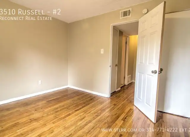 Property at 3510 Russell Blvd #2, Saint Louis, MO, 63104, 2 beds, 1 bath, [object Object]