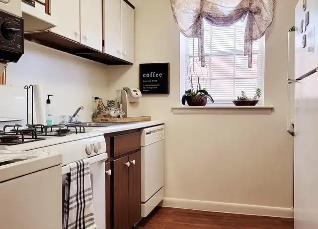 Property at Harford Village South Apartments - 800 Candlelight Dr, Bel Air, MD, 21014, 2 beds, 1 bath, [object Object]