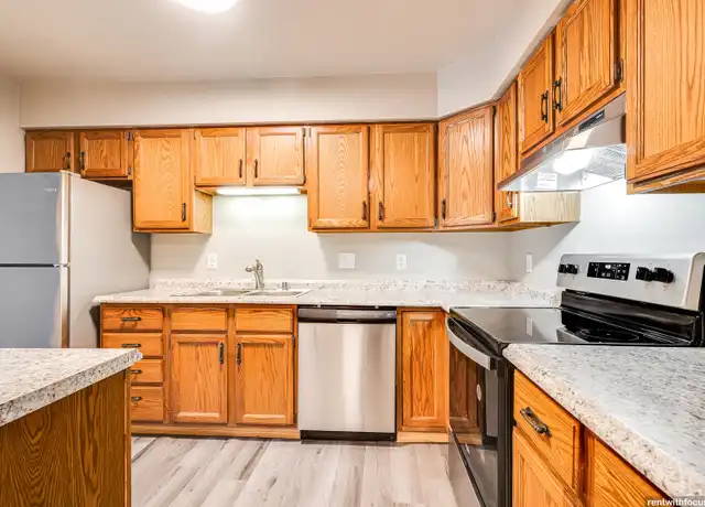 Property at 1325 Vandenbroek Rd Unit 3, Little Chute, WI, 54140, 2 beds, 1 bath, [object Object]