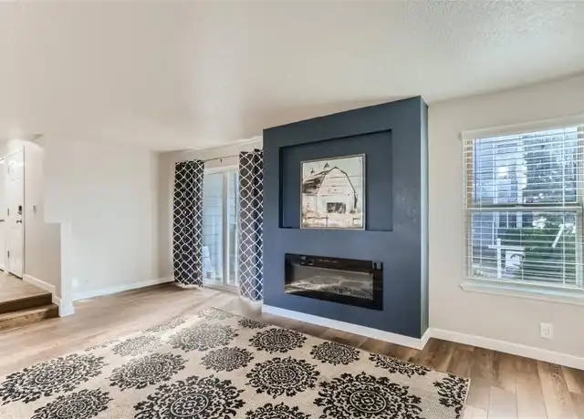 Property at 9919 4th Ave W Unit 6, Everett, WA, 98204, 2 beds, 2 baths, [object Object]