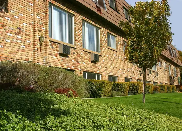 Property at Caledonian Apartments - 475 E 600 S, Salt Lake City, UT, 84111, 1 bed, 1 bath, [object Object]