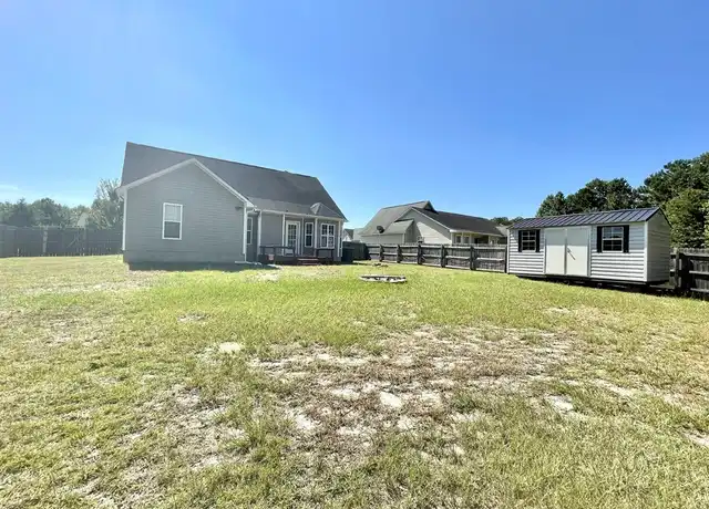 Property at 315 Copper Creek Dr, Raeford, NC, 28376, 3 beds, 2 baths, [object Object]