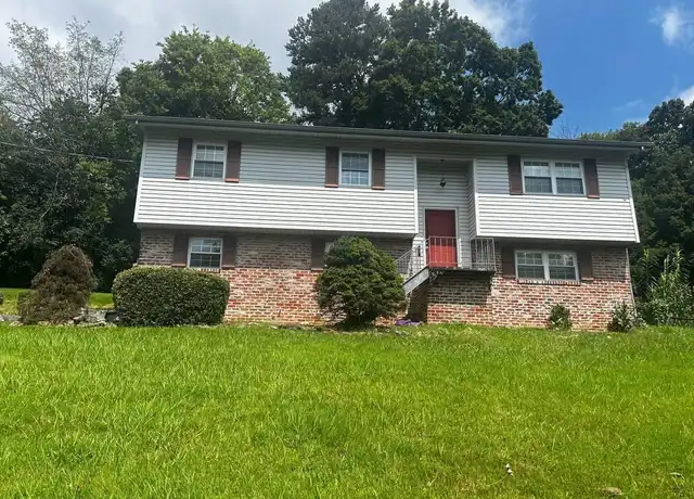 Property at 1923 Ridgecrest Dr, Knoxville, TN, 37918, 3 beds, 2.5 baths, [object Object]