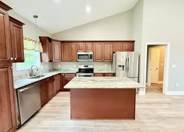 Property at 108 Silver Peak Dr, Conway, SC, 29526, 4 beds, 2 baths, [object Object]