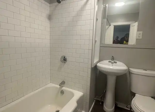 Property at 17-19 S State St Unit 2, Concord, NH, 03301, 2 beds, 1 bath, [object Object]