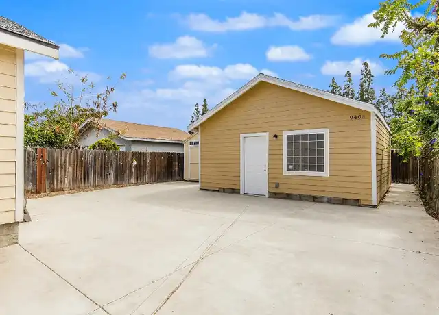 Property at 940 Cypress Ave Unit B, Placentia, CA, 92870, 1 bed, 1 bath, [object Object]