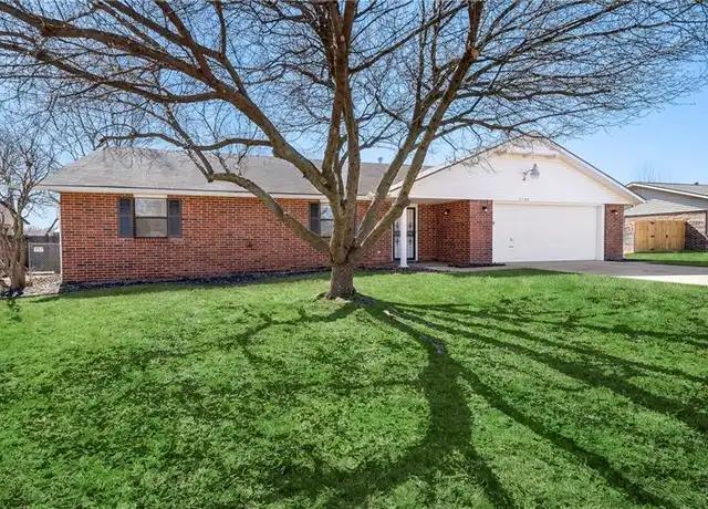 Property at 2709 Hyatt Ave, Springdale, AR, 72762, 3 beds, 2 baths, [object Object]