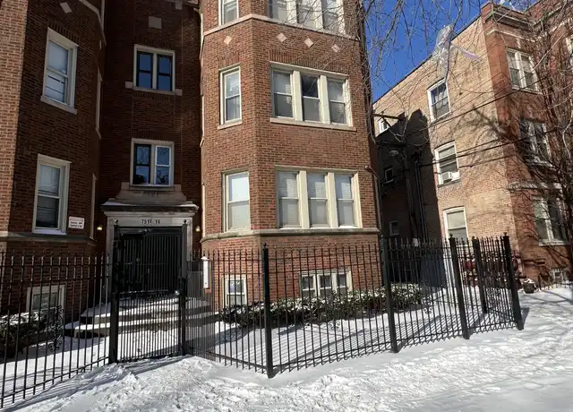 Property at 7516 S Essex Ave #3, Chicago, IL, 60649, 3 beds, 2 baths, [object Object]
