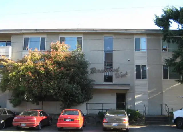Property at 3301 NE 123rd St Unit 202, Seattle, WA, 98125, 1 bed, 1 bath, [object Object]