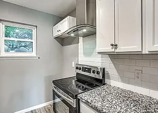 Property at Tradewinds Condominiums - 3810 Inwood Rd, Dallas, TX, 75209, 1 bed, 1 bath, [object Object]
