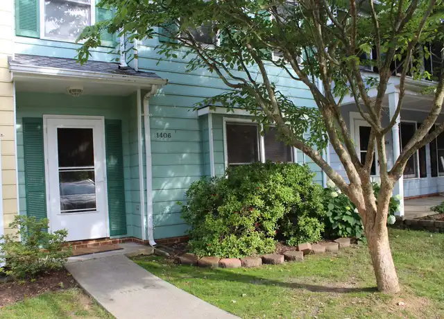 Property at 1406 Minor Ridge Ct, Charlottesville, VA, 22901, 3 beds, 1.5 baths, [object Object]