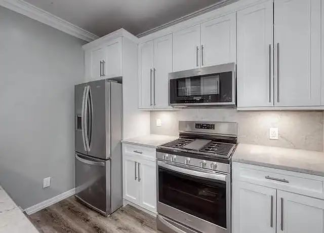 Property at Fairfield Town Centre at Riverhead - 724 E Main St, Riverhead, NY, 11901, 1-2 bed, 1 bath, [object Object]