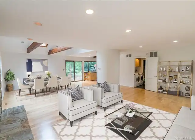 Property at 17 Ferry Ln, Westport, CT, 06880, 6 beds, 4 baths, [object Object]