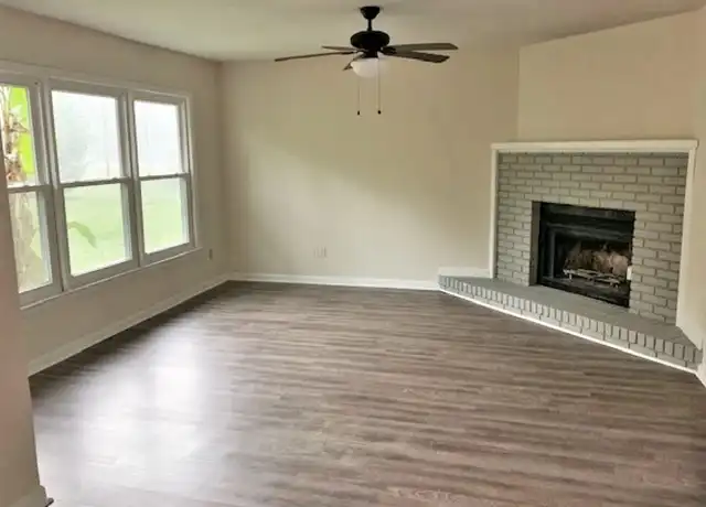 Property at 204 Westbrooke Dr, Statesboro, GA, 30458, 2 beds, 1.5 baths, [object Object]