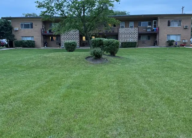 Property at 2555 E Ballard Rd Unit 101, Des Plaines, IL, 60016, 2 beds, 1 bath, [object Object]