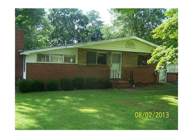 Property at 3617 Lakeshore Dr SW, Smyrna, GA, 30082, 3 beds, 1.5 baths, [object Object]