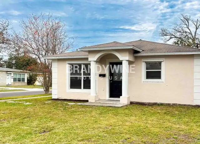 Property at 1600 29th St S, Saint Petersburg, FL, 33712, 3 beds, 2 baths, [object Object]