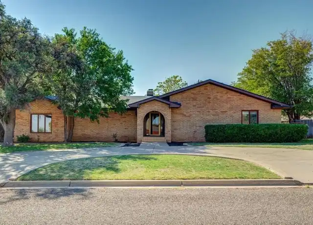 Property at 4203 W 3rd St, Plainview, TX, 79072, 4 beds, 4 baths, [object Object]