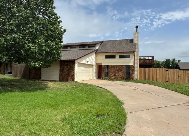 Property at 5006 SE Brown St, Lawton, OK, 73501, 4 beds, 2 baths, [object Object]