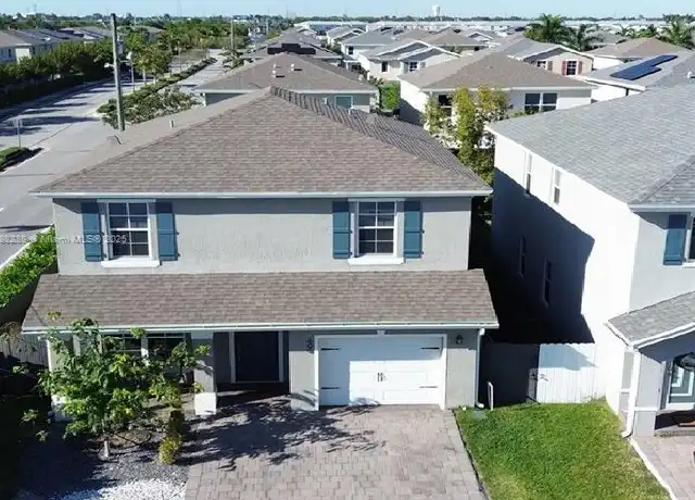 Property at 600 NE 4th St, Florida City, FL, 33034, 4 beds, 3 baths, [object Object]