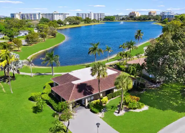 Property at 3015 N Palm Aire Dr, Pompano Beach, FL, 33069, 3 beds, 3 baths, [object Object]