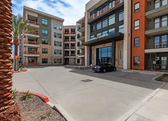 Photo of 2332 N 7th St, Phoenix, AZ 85006