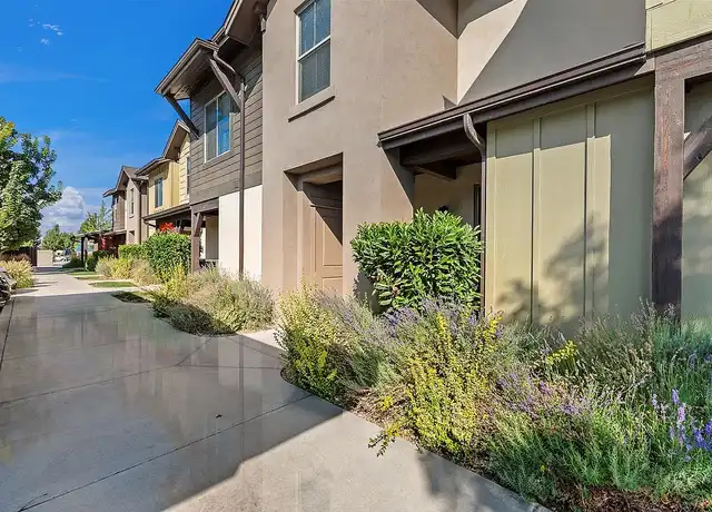 Property at Linder Springs Townhomes - 1465 W Deer Crest St, Meridian, ID, 83646, 2-3 beds, 2-2.5 baths, [object Object]
