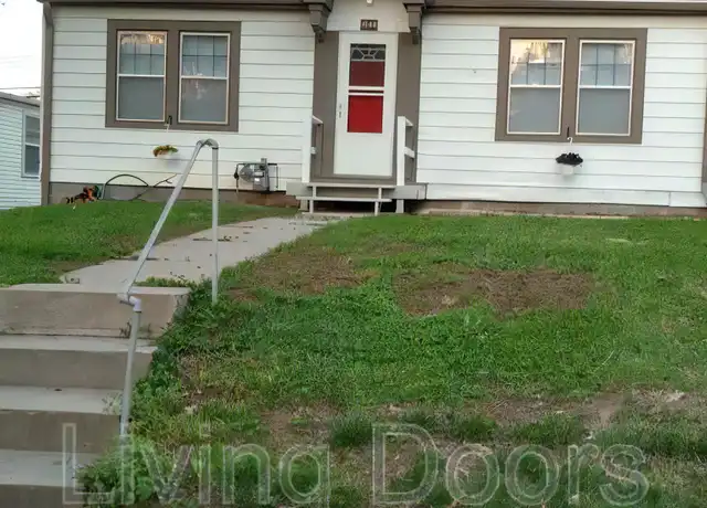Property at 1548 S 25th St, Lincoln, NE, 68502, 2 beds, 1 bath, [object Object]