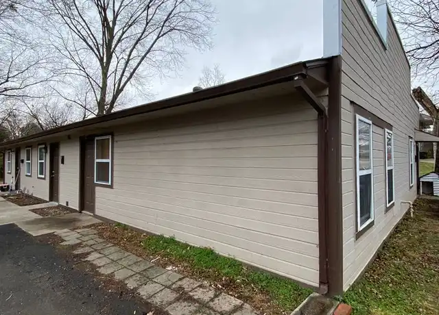 Property at 513 S 11th St Unit B, Van Buren, AR, 72956, 1 bed, 1 bath, [object Object]