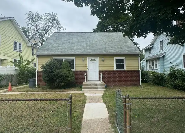 Property at 104 Parkway Ave, Ewing, NJ, 08618, 4 beds, 2 baths, [object Object]