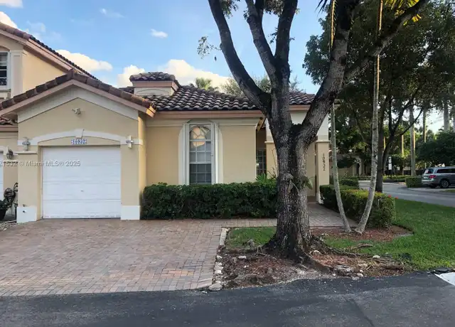 Property at 10932 NW 69th St, Doral, FL, 33178, 2 beds, 2 baths, [object Object]