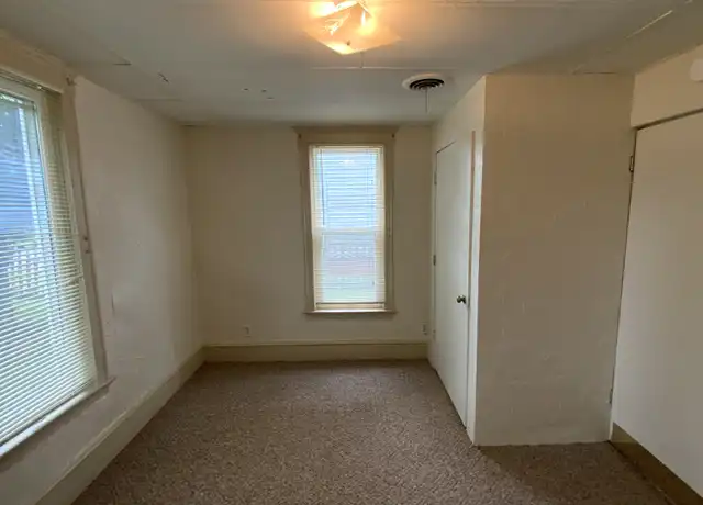 Property at 1915 Wisconsin Ave, Superior, WI, 54880, 3 beds, 1 bath, [object Object]