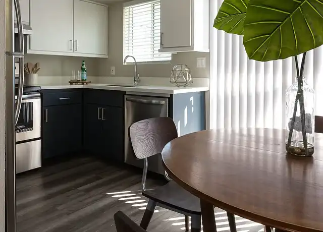 Property at Urban Falls - 2940 N 40th St, Phoenix, AZ, 85018, 1-2 bed, 1-2 bath, [object Object]