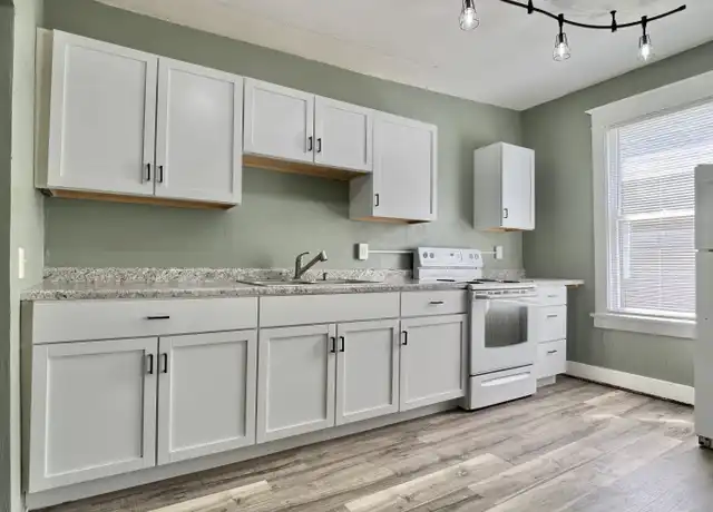 Property at 110 Wheeler Ave Unit 1, North Mankato, MN, 56003, 4 beds, 1 bath, [object Object]