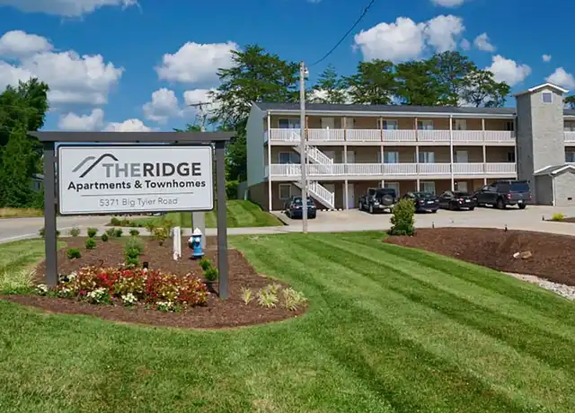 Property at The Ridge Apartments & Townhomes - 5371 Big Tyler Rd, Cross Lanes, WV, 25313, 1-2 bed, 1 bath, [object Object]