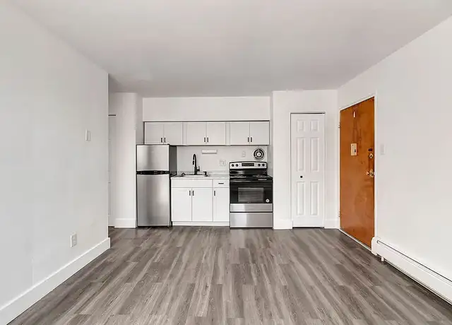 Photo of 3302 Camvic Ter, Cincinnati, OH 45211