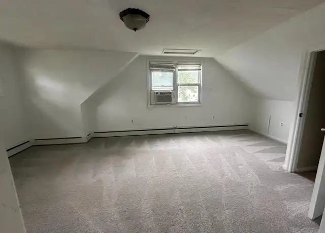 Property at 509 5th Ave, Barrington, NJ, 08007, 1 bed, 1 bath, [object Object]