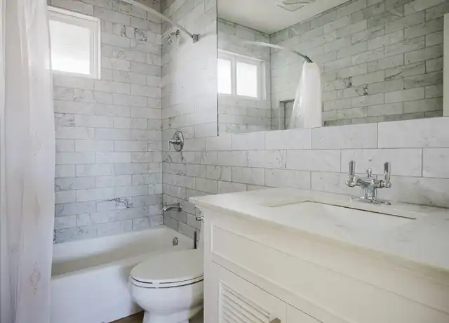 Property at Muir Place - 4850 Muir Ave, San Diego, CA, 92107, 1 bed, 1 bath, [object Object]