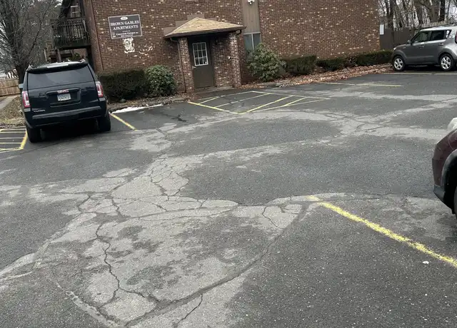 Property at 311R East St Unit 3, Plainville, CT, 06062, 1 bed, 1 bath, [object Object]