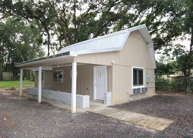 Property at 2435 E Johnson Ave Unit 3, Pensacola, FL, 32514, 2 beds, 1 bath, [object Object]