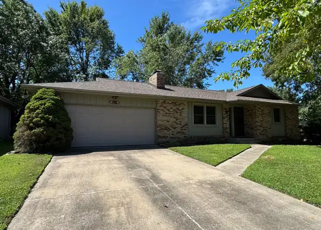 Property at 3068 W Countryside Dr, Springfield, MO, 65807, 3 beds, 2 baths, [object Object]
